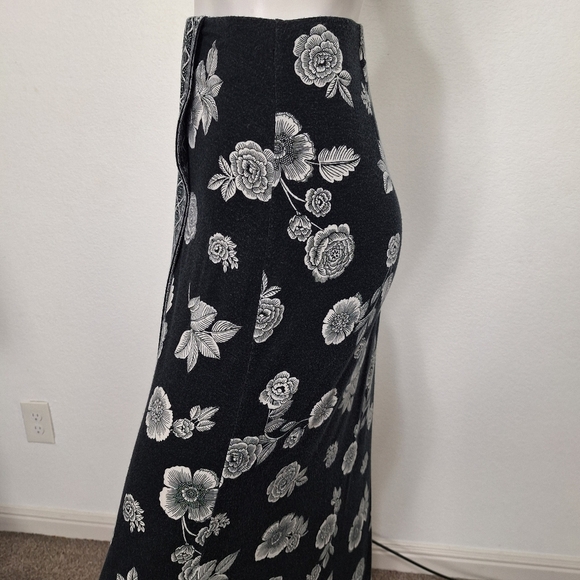 J. Jill Black Gray Floral Faux Wrap Maxi Skirt Size M - Picture 8 of 10